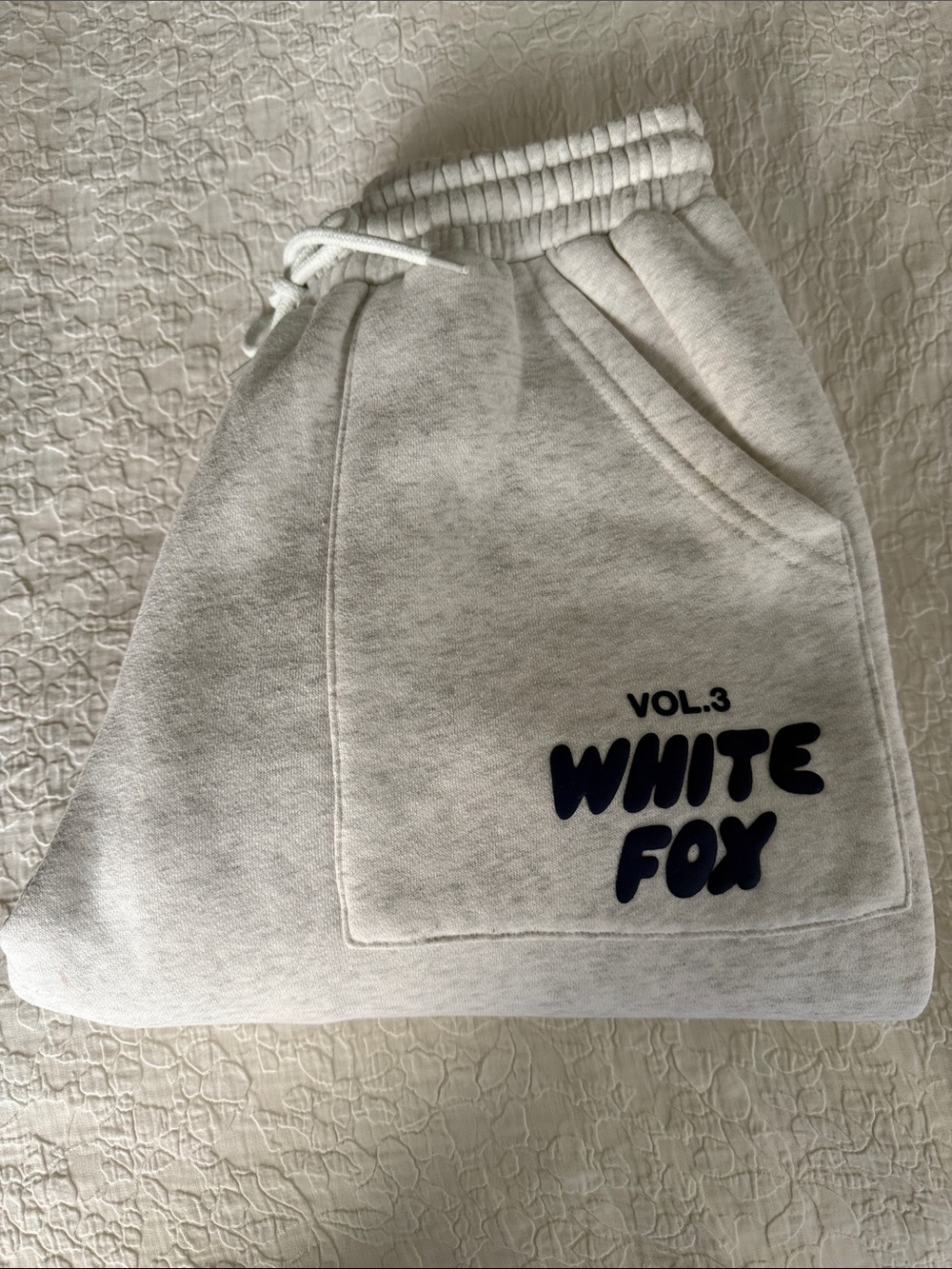 White Fox XS Sweatpants